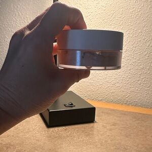 Rare Beauty Loose Setting Powder + Powder Brush (Light/Medium)